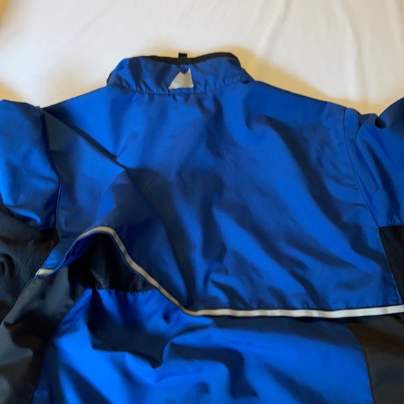 MEC Lightweight Running Jacket - Picture 15 of 16